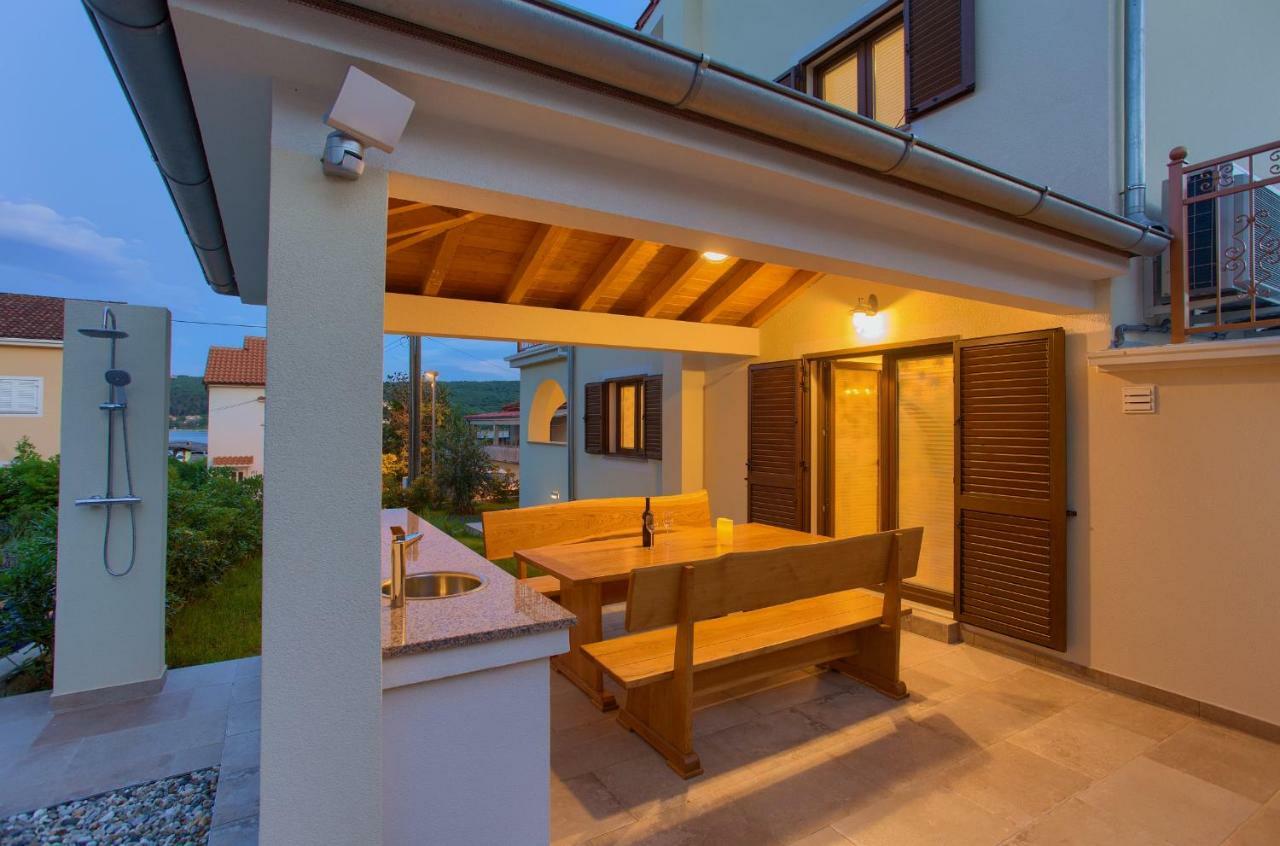 Villa Toic By The Seaside With Beautiful Seaview Čižići Eksteriør bilde